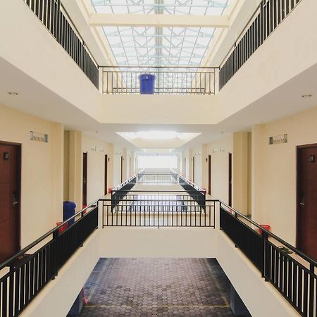 D'Paragon Seturan 4 Maguwo Bagian luar foto
